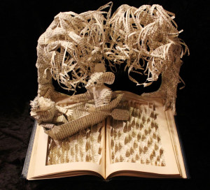 book-sculpture-cutting-paper-art-21__880