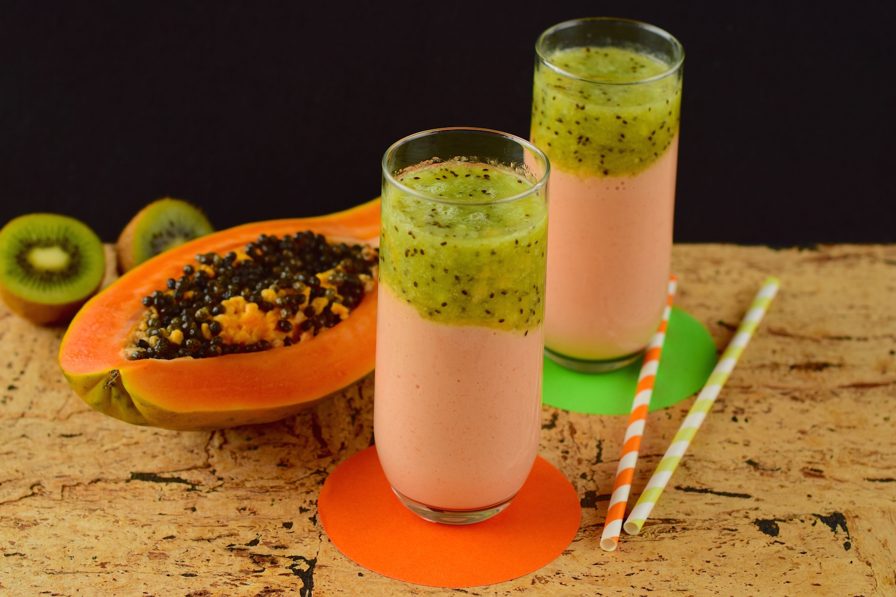 papaya-kiwi-smoothies