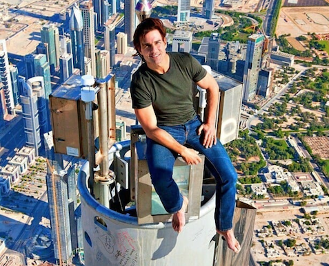 Megosztja a világot Tom Cruise fotója